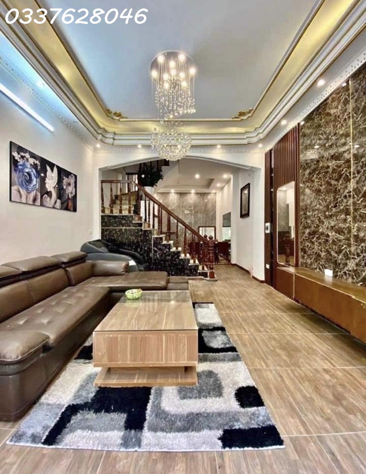 Bán nhà mới đẹp 5tầng Kim Mã, Vạn Phúc, Vạn Bảo... Ba Đình 38m2 5.45tỷ