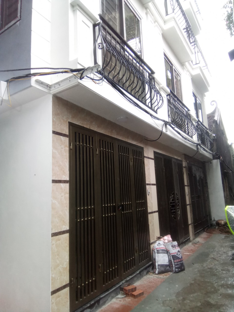 CẦN BÁN chinhs chur GẤP NHÀ PHỐ HỒ TÙNG MẬU QUẬN CẦU GIẤY 35 m2 x5 T 3.9 TỶ Ô TÔ KD