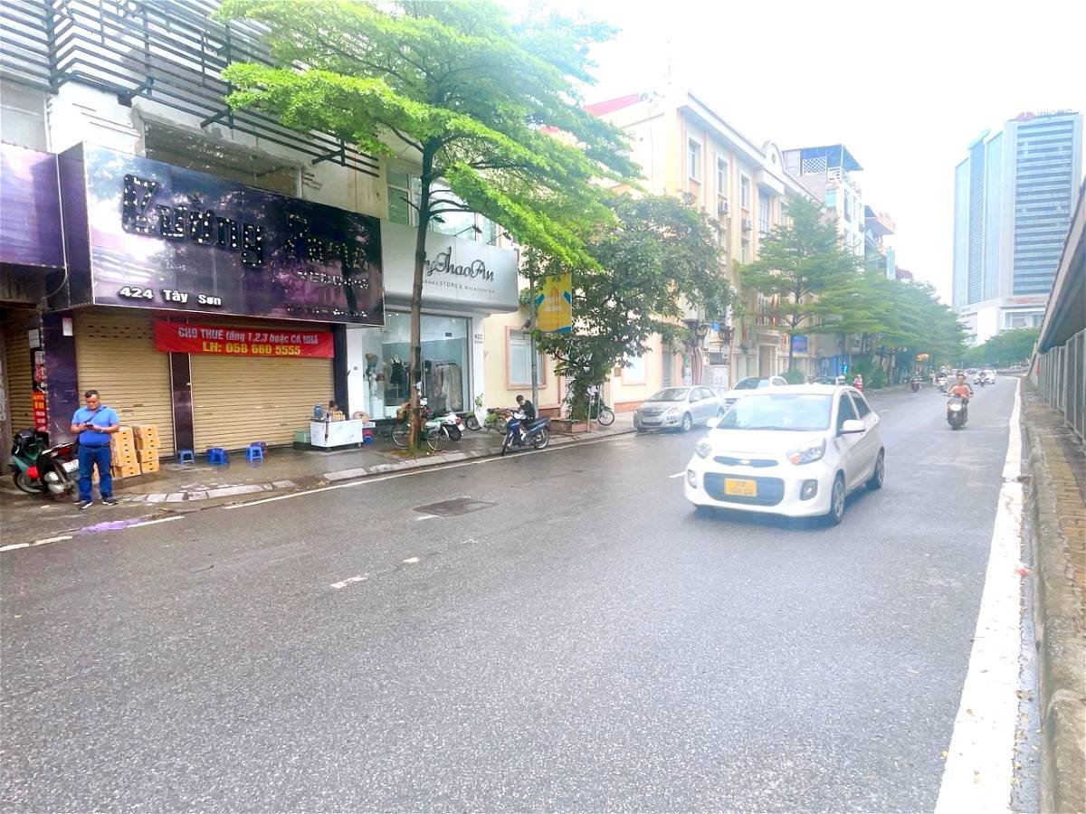 Bán Nhà Mặt Phố Tây Sơn Quận Đống Đa. 35m Xây 6 Tầng Mặt Tiền 5m Nhỉnh 13 Tỷ. Cam Kết Ảnh Thật Mô Tả Chính Xác. Chủ