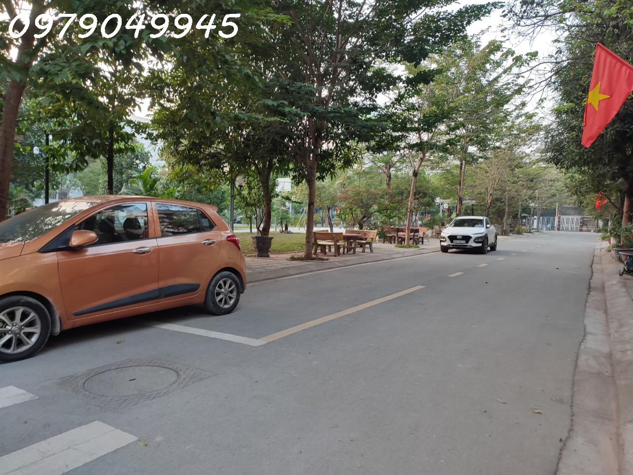 BÁN ĐẤT TẶNG NHÀ 4T CẦU DIỄN 120M2,Ô TÔ TRÁNH, 3 THOÁNG,KINH DOANH+VP, 24 TỶ