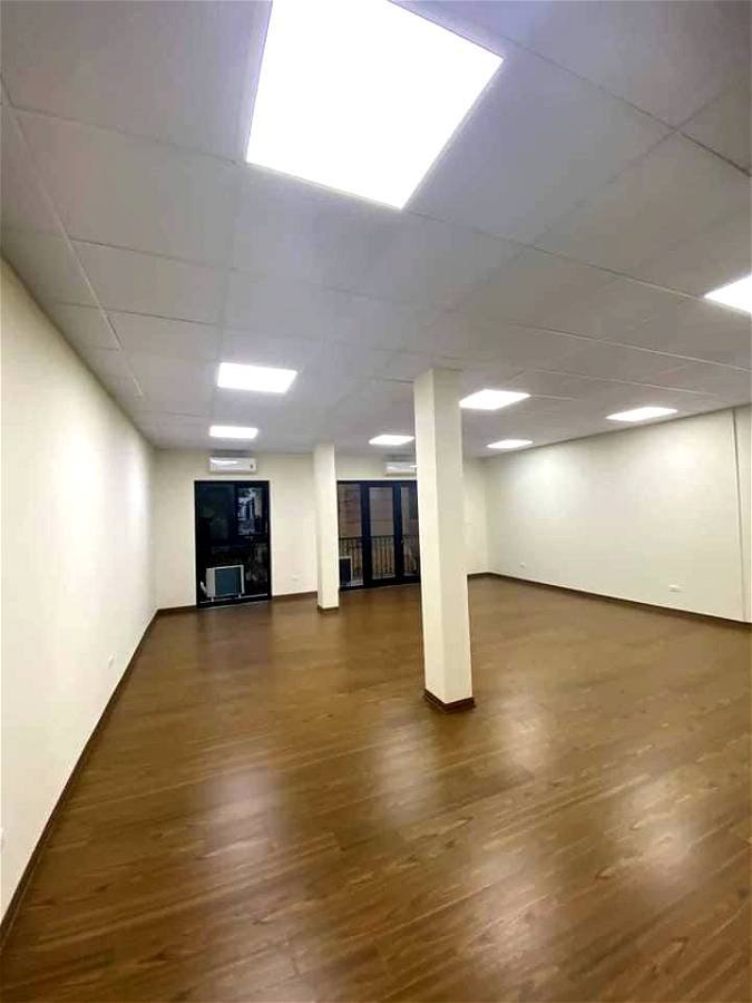 Bán Nhà Phân Lô Phố Đỗ Quang Quận Cầu Giấy. 105m Xây 6 Tầng Mặt Tiền 7.5m Nhỉnh 28 Tỷ. Cam Kết Ảnh Thật Mô Tả Chính