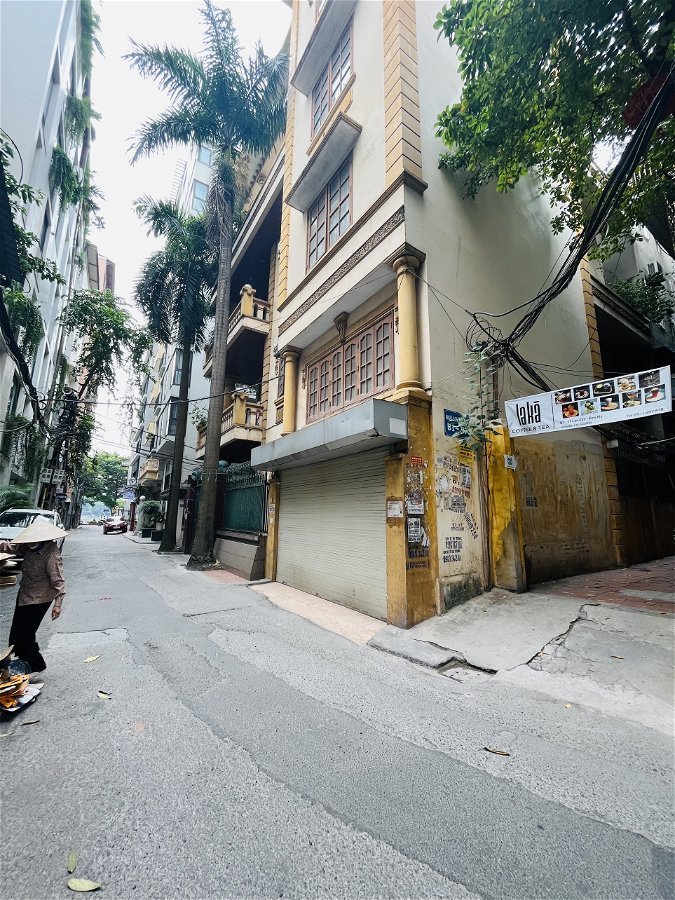 Bán Biệt Thự Phố Kim Mã Quận Ba Đình. 160m Mặt Tiền 26m Nhỉnh 62 Tỷ. Cam Kết Ảnh Thật Mô Tả Chính Xác. Chủ Muốn Bán