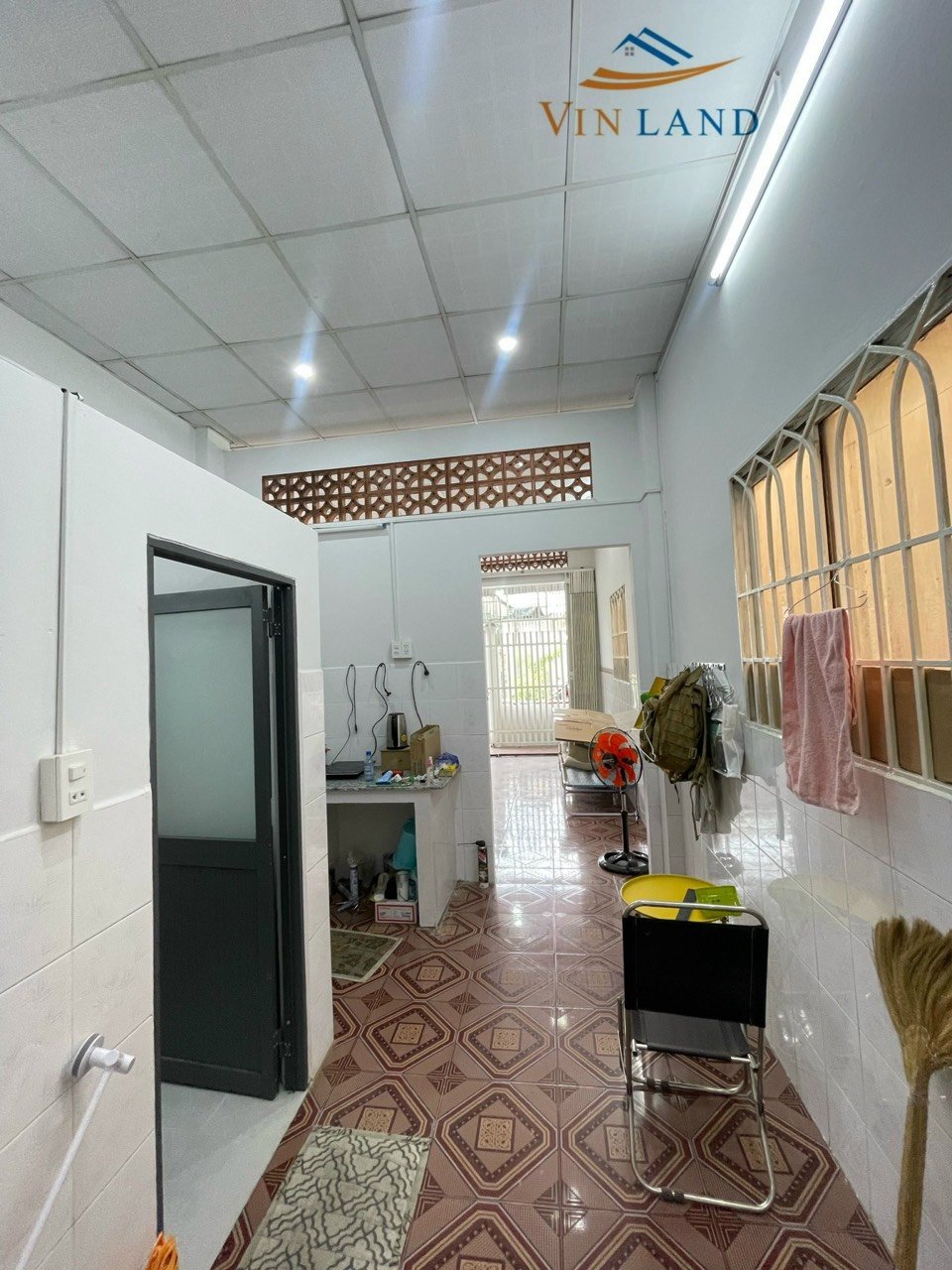 Nhà P. Tân Phong mặt tiền 6m, hẻm thông cách đường Nguyễn Ái Quốc 80m