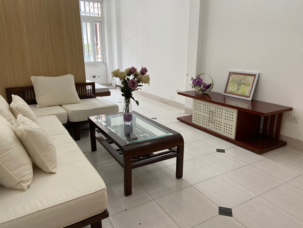 Cho thuê căn hộ 35m2, đủ đồ số 12 ngõ 168 / 1 Nguyễn Khánh Toàn, quận Cầu Giấy, HN