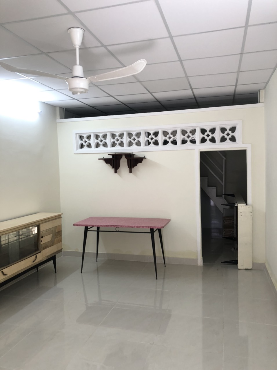 Cho thuê hẻm oto Lê Trọng Tấn quận Tân Phú 3,5 x 9-2Tang chỉ 8 triệu TL