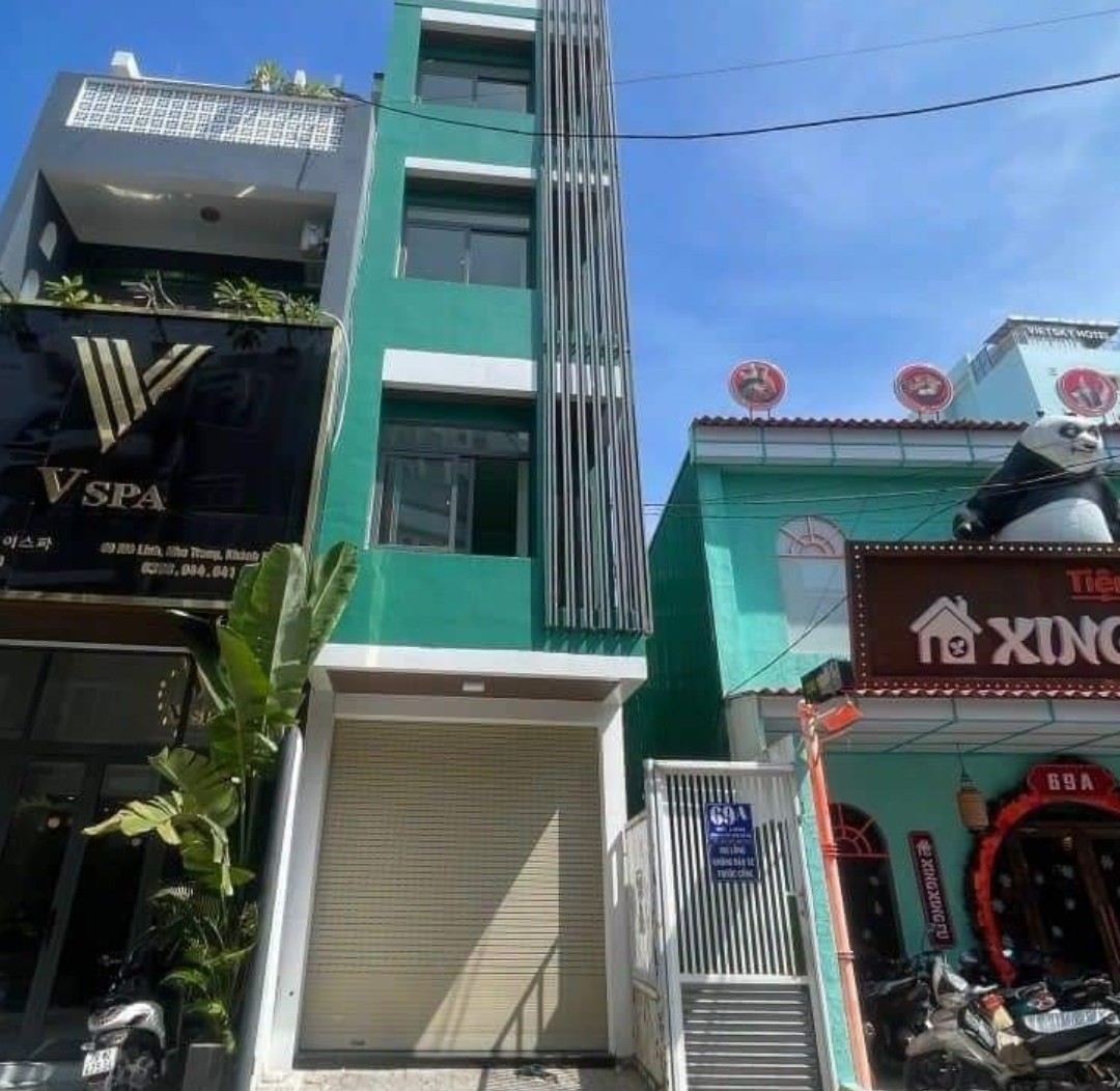 Cho thuê nhà mới 4 tầng 64m2, mặt tiền đường Mê Linh