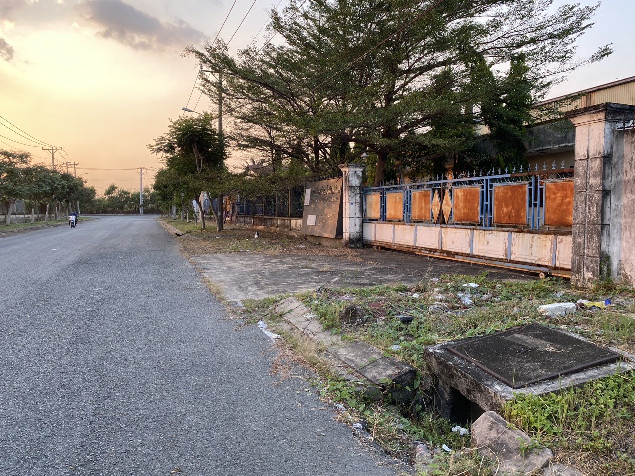 NHÀ XƯỞNG ĐẸP- GIÁ TỐT -Cho Thuê Nhà Xưởng Tại Cụm Công Nghiệp Nhị Xuân Hóc Môn