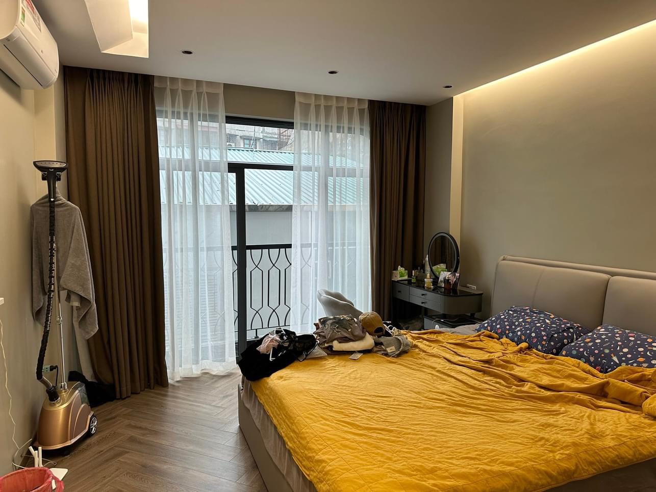 BT mini Thiết kế trẻ trung Phố Lê Văn Hưu 40M2 7 Tầng MT 4M -12.5 Tỷ - Thang Máy