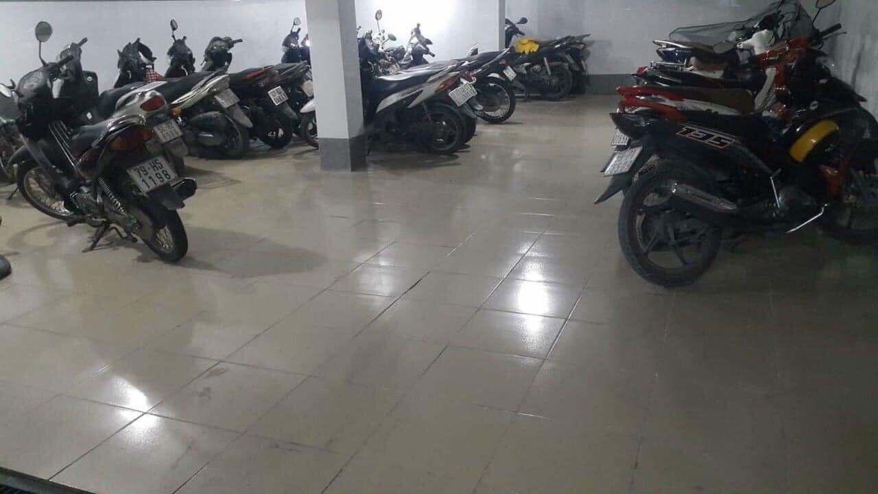 Bán CHDV 1Hầm 1trệt, 2lầu, ngay sát Sông Sài Gòn, Hiệp Bình Chánh, dt 8m*20m