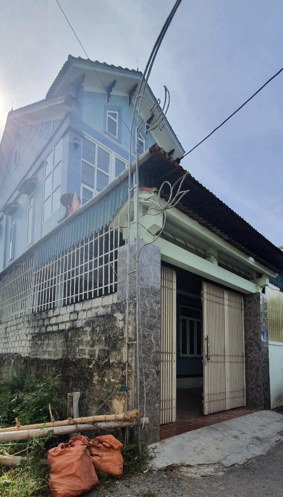 CẦN BÁN HOẶC CHO THUÊ NHÀ 2 TẦNG TẠI THỊ TRẤN DIỄN CHÂU, TỈNH NGHỆ AN