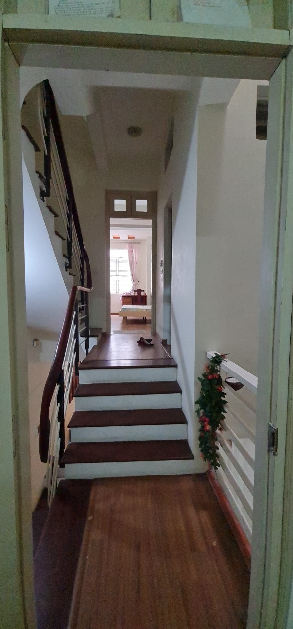 Cho thuê nhà LK Trung Văn, Phùng Khoang 60m2 x 5 tầng, đủ đồ, Ô tô đỗ, 17 triệu/tháng