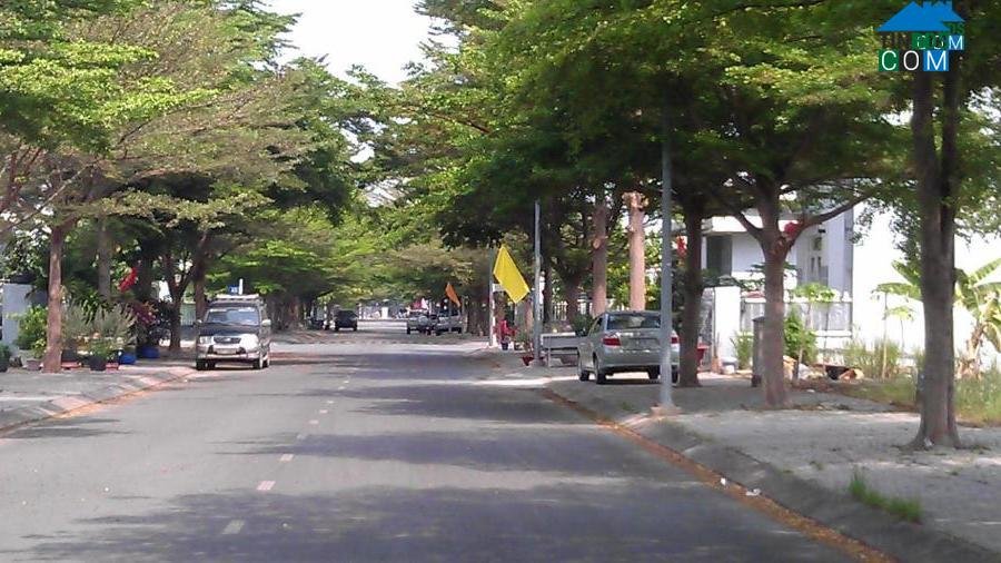 Gần trường CĐ Công Thương Nhà 92M2 Phước Long B Giá 4T5 TL