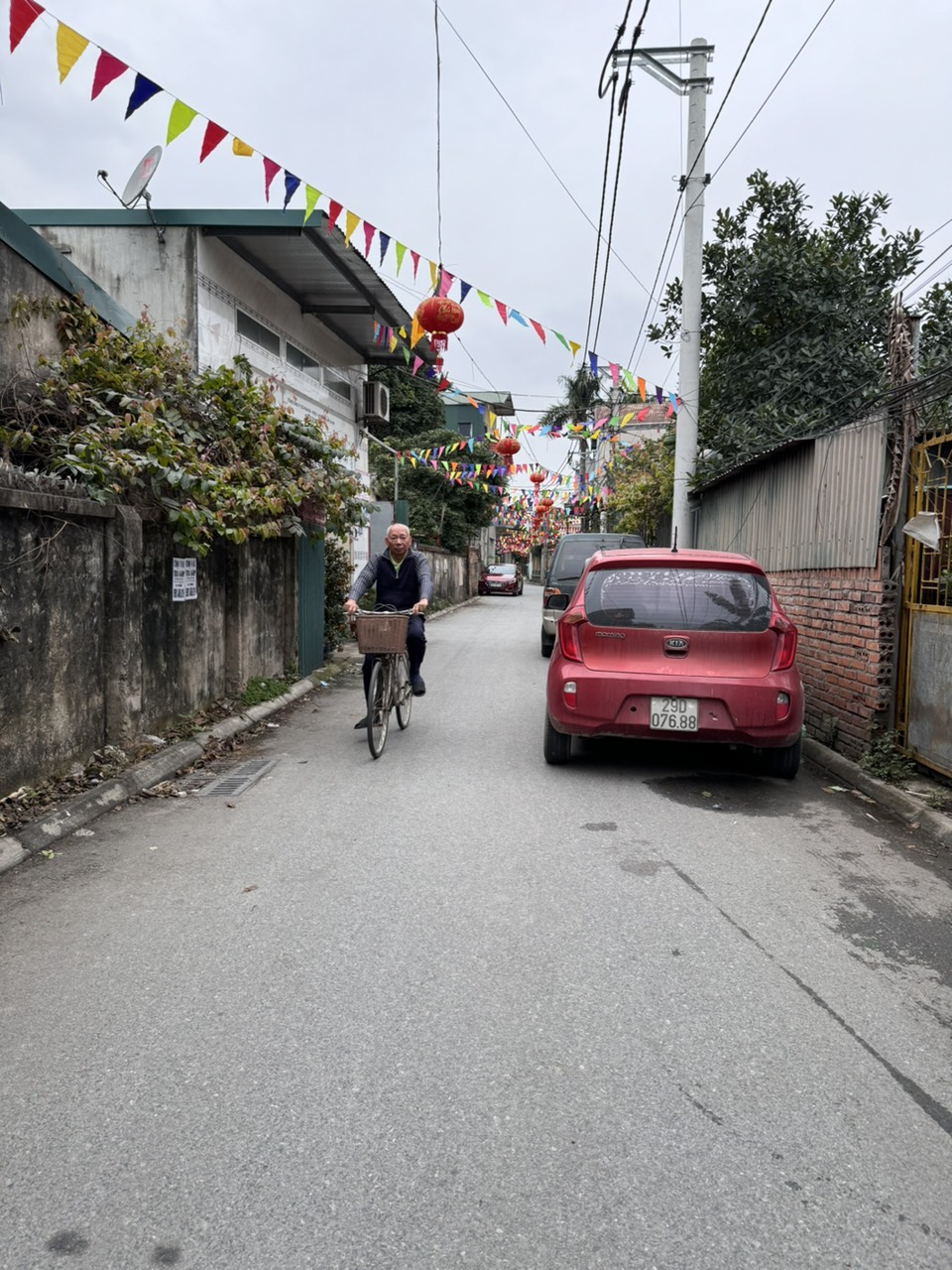 Bán 40m Kiêu Kỵ Gia Lâm sát Vinhome giá 1,5 tỷ