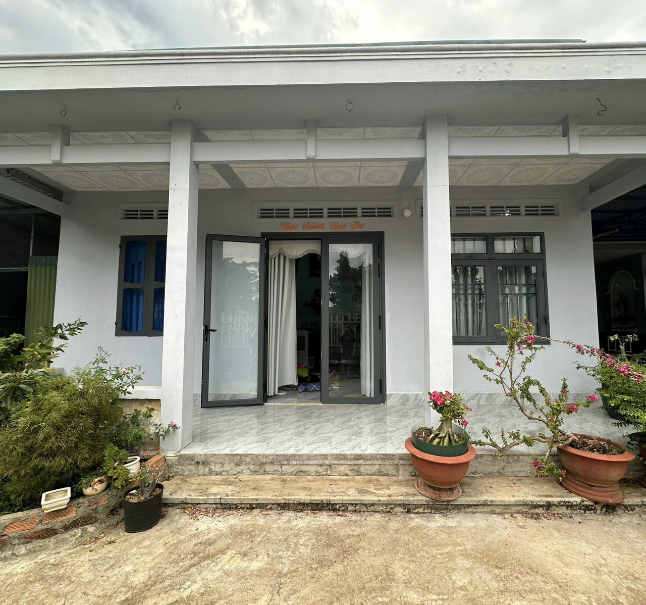 CHÍNH CHỦ CẦN BÁN NHÀ MẶT TIỀN ĐƯỜNG SỐ 10 - THÔN 2 - XÃ LỘC QUẢNG - HUYỆN BẢO LÂM - TỈNH LÂM ĐỒNG