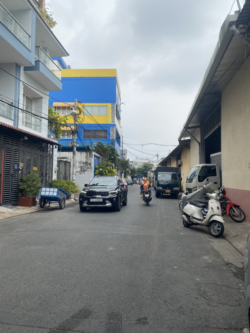 Bán nhà ngôp VTKD 12M giáp Tân Phú -Bình Long 4 x 18-2T chỉ 5,6 tỷ TL CC