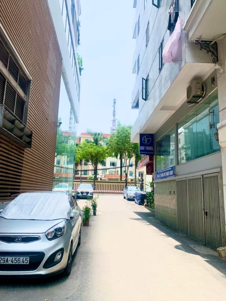 Bán Tòa Nhà, Phố Vip Lạc Long Quân 100m x 8T, Mt 5.8m. Giá 48 tỷ.