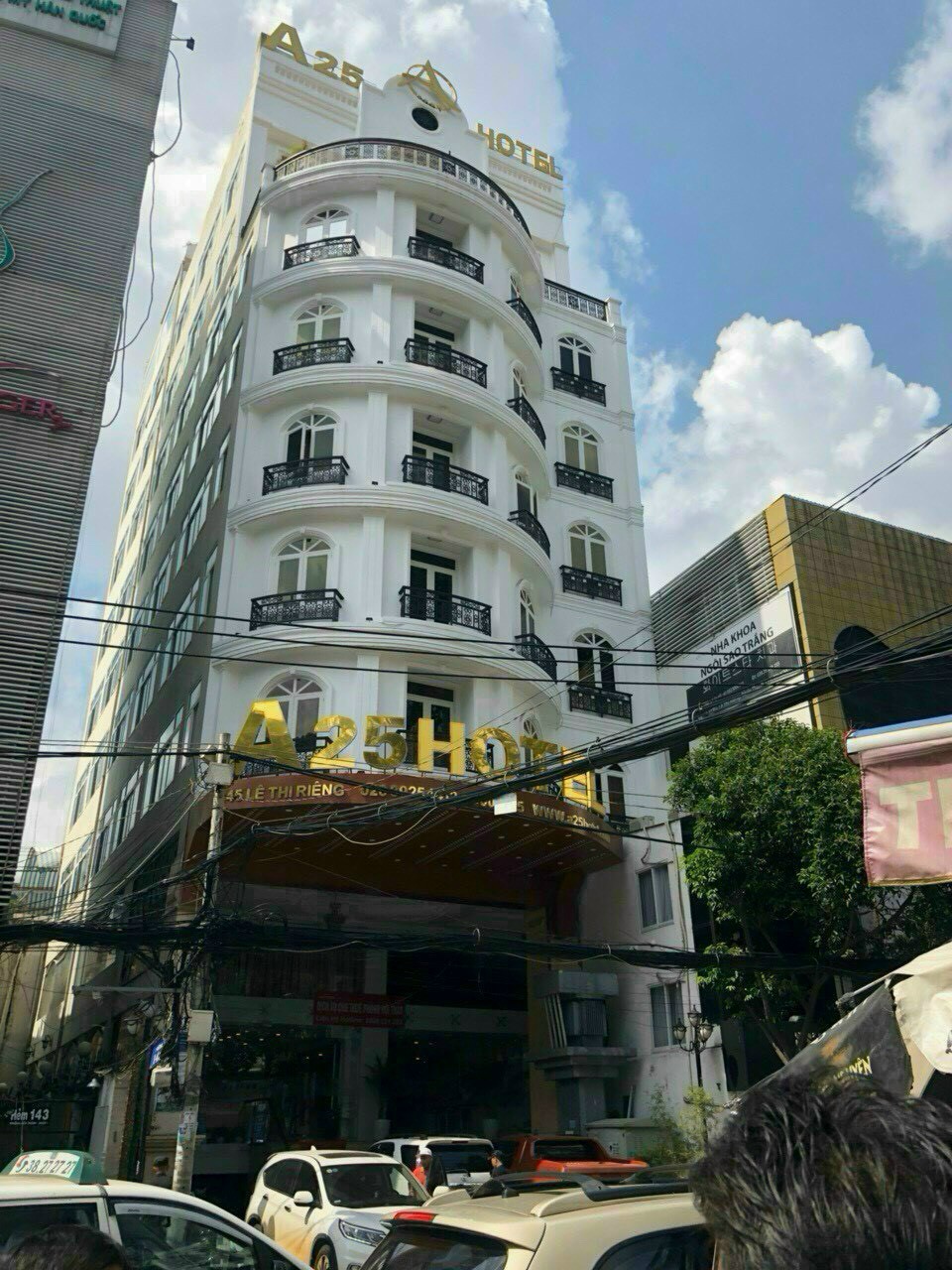 Bán khách sạn Siêu đẹp 3 sao Mặt Tiền đường Lê Thị Riêng, P Bến Thành, Q1