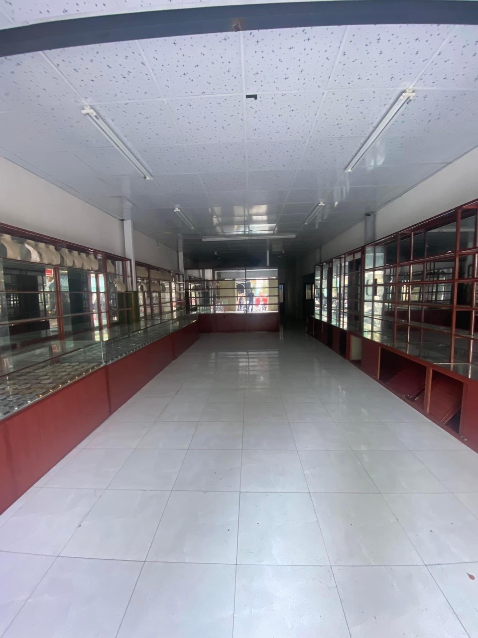 ƯU ĐÃI HOT - Cho thuê nhà mặt tiền giá rẻ 100m2 đường Bắc Sơn, Nha Trang