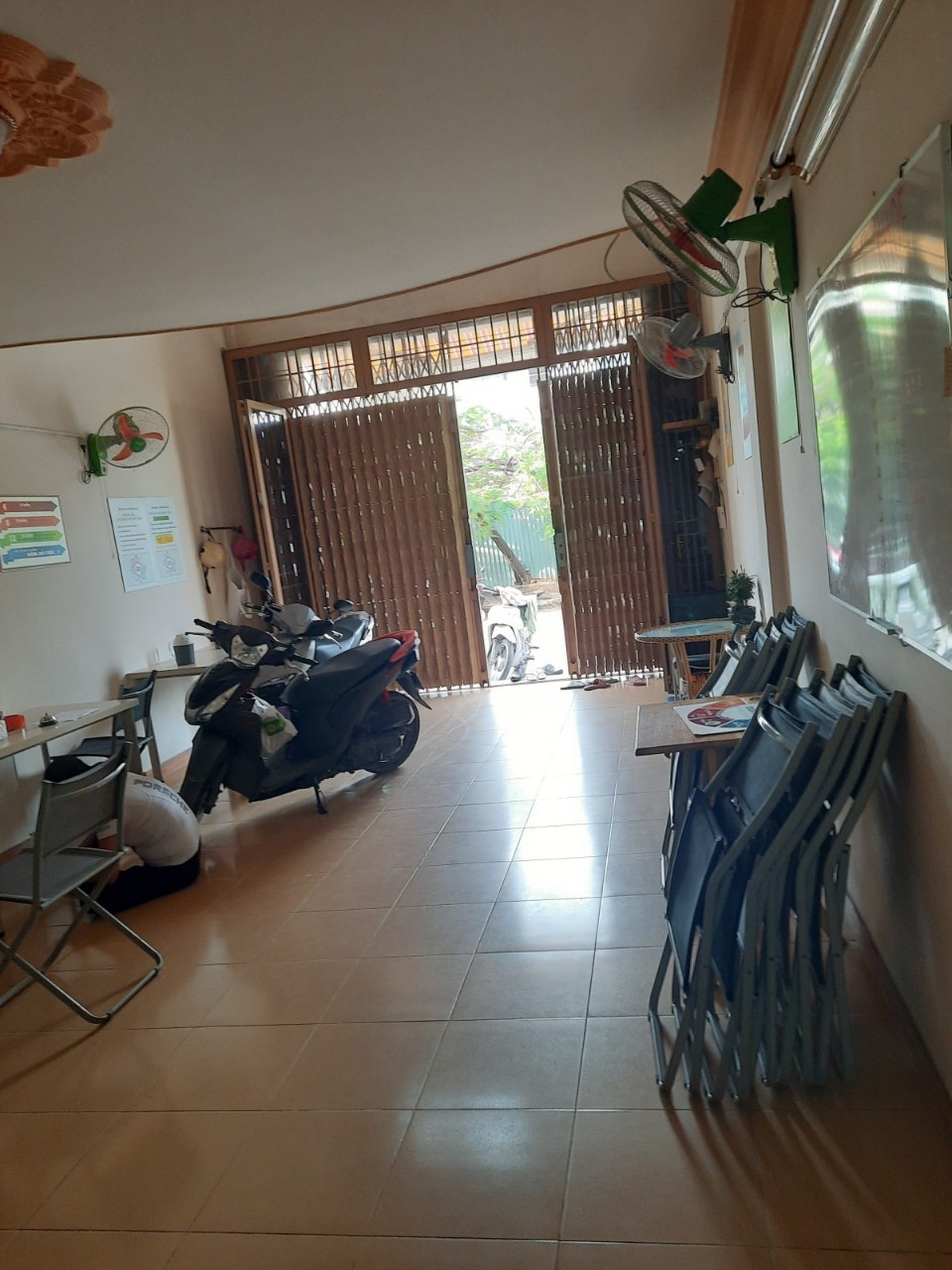 Bán nhà riêng mặt tiền 65 m2 sát bên Quốc Lộ 50 phường 6 quận 8 giá chỉ 11 tỷ