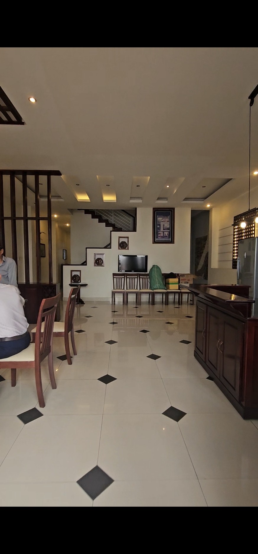 [GIÁ THƯƠNG LƯỢNG MẠNH] Bán nhà mặt tiền 3 tầng 196m2 ngay trung tâm Nha Trang