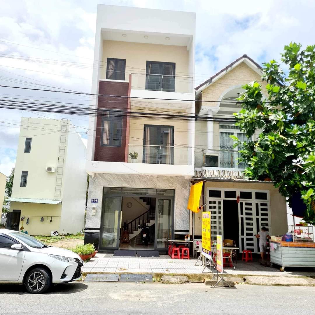 11.1609-11-03-2024. Cho thuê nhà trệt 2 lầu