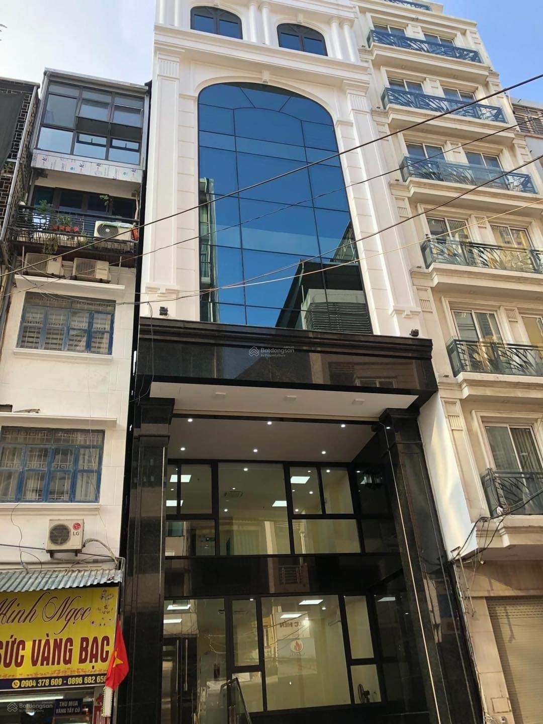 HIẾM - NHỈNH 31 TỶ - CÓ TÒA NHÀ 110M2 x 10 TẦNG - MẶT PHỐ VƯƠNG THỪA VŨ