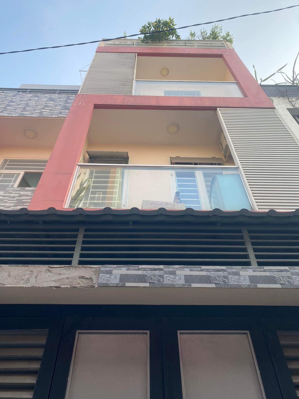 Bán nhà HXH kế MT Thoại Ngọc Hầu quận Tân Phú 6 x 14- 4T chỉ 5.8 tỷ TL CC