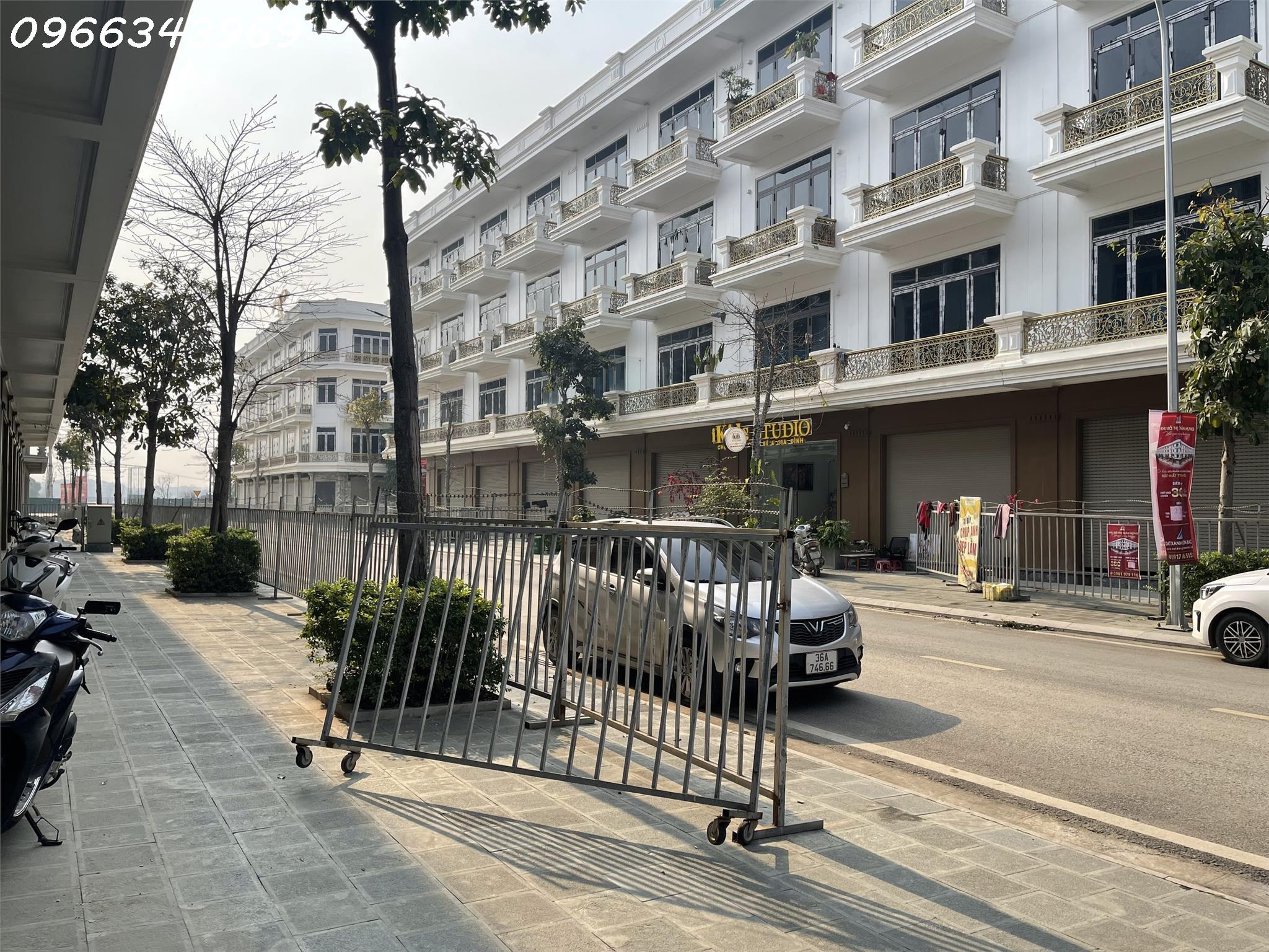 CHỌN NHÀ HAY CHỌN KHÔNG GIAN XANH. TỈ LỆ ĐẤT Ở 31.5%. LH: 0966 343 969