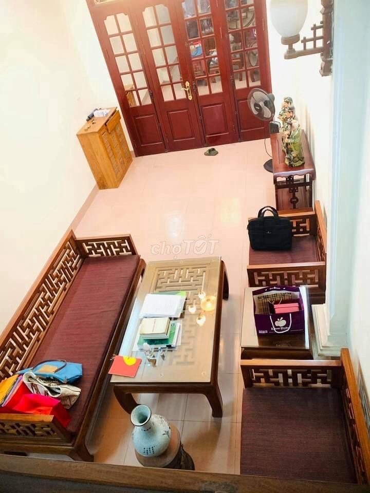 Bán nhà ngõ 266 N V Cừ Long Biên 62m 4T oto ,KD, nhỉnh 5,5tỷ .