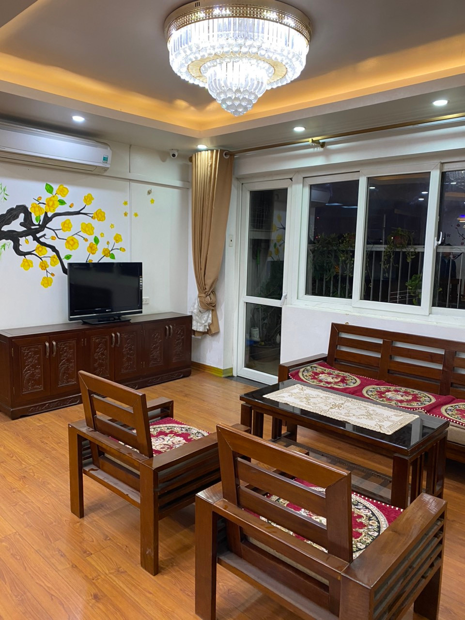 Hót Chính chủ cần bán căn hộ 118m chung cư CT5B. KĐT Resco phạm văn đồng