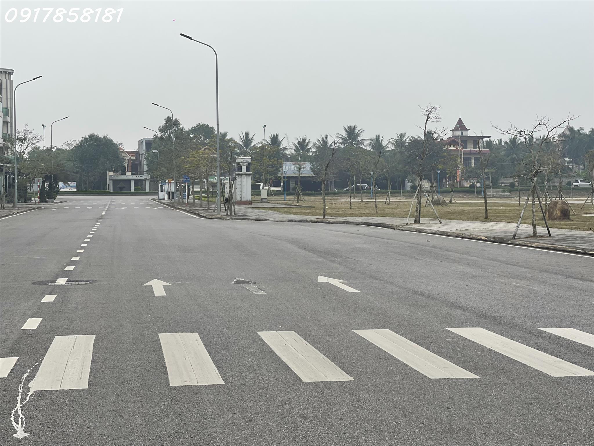 ĐẤT NỀN CẠNH KHỐI CHÍNH QUYỀN TP.SẦM SƠN. 18.5TR/M2 - RA SỔ NGAY LH: 0917 858181