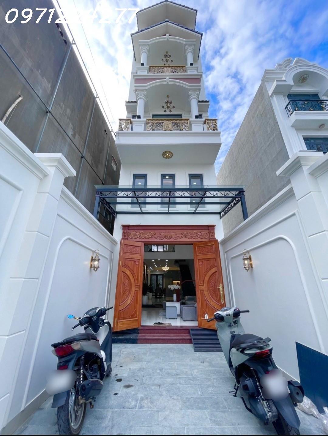 BÁN NHÀ HẺM XE HƠI GẦN QUỐC LỘ 13 - 105M2 - 5 TẦNG - 4 PN - 5WC HOÀN CÔNG ĐỦ -OTO NGỦ TRONG NHÀ