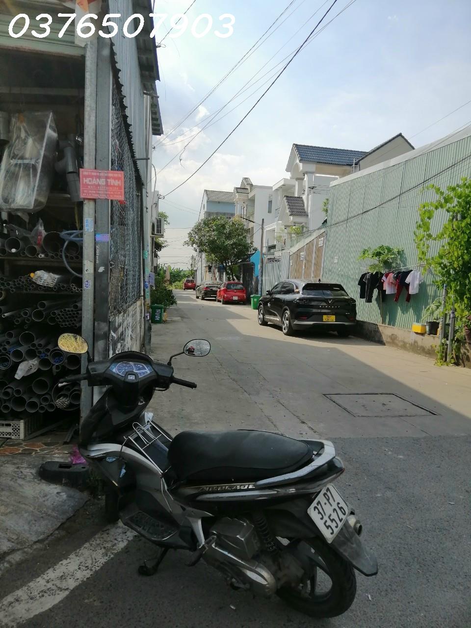 BÁN ĐẤT LÔ GÓC 2MT THẠNH XUÂN 25, Q12, 180M2 (9X21) GIÁ 11.5 TỶ