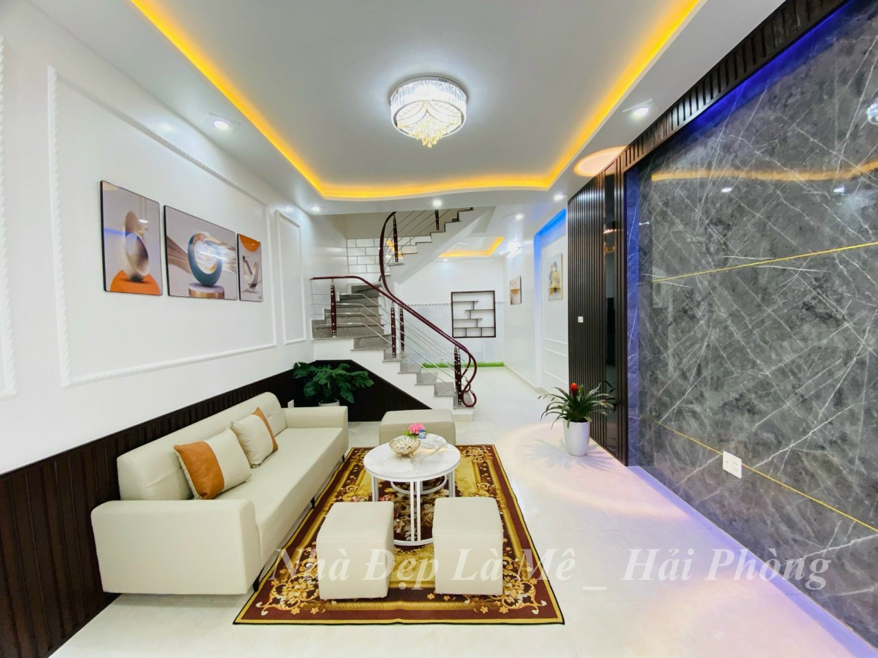 Bán nhà ngõ 206 Thiên Lôi gần Chợ Đôn, diện ticích42m 3 tầng GIÁ 2.25 tỉ