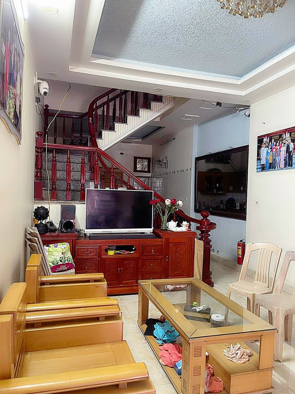 Bán nhà mặt đường Trung Hành, diện tích 62m 4 tầng GIÁ 5 tỉ vị trí đẹp