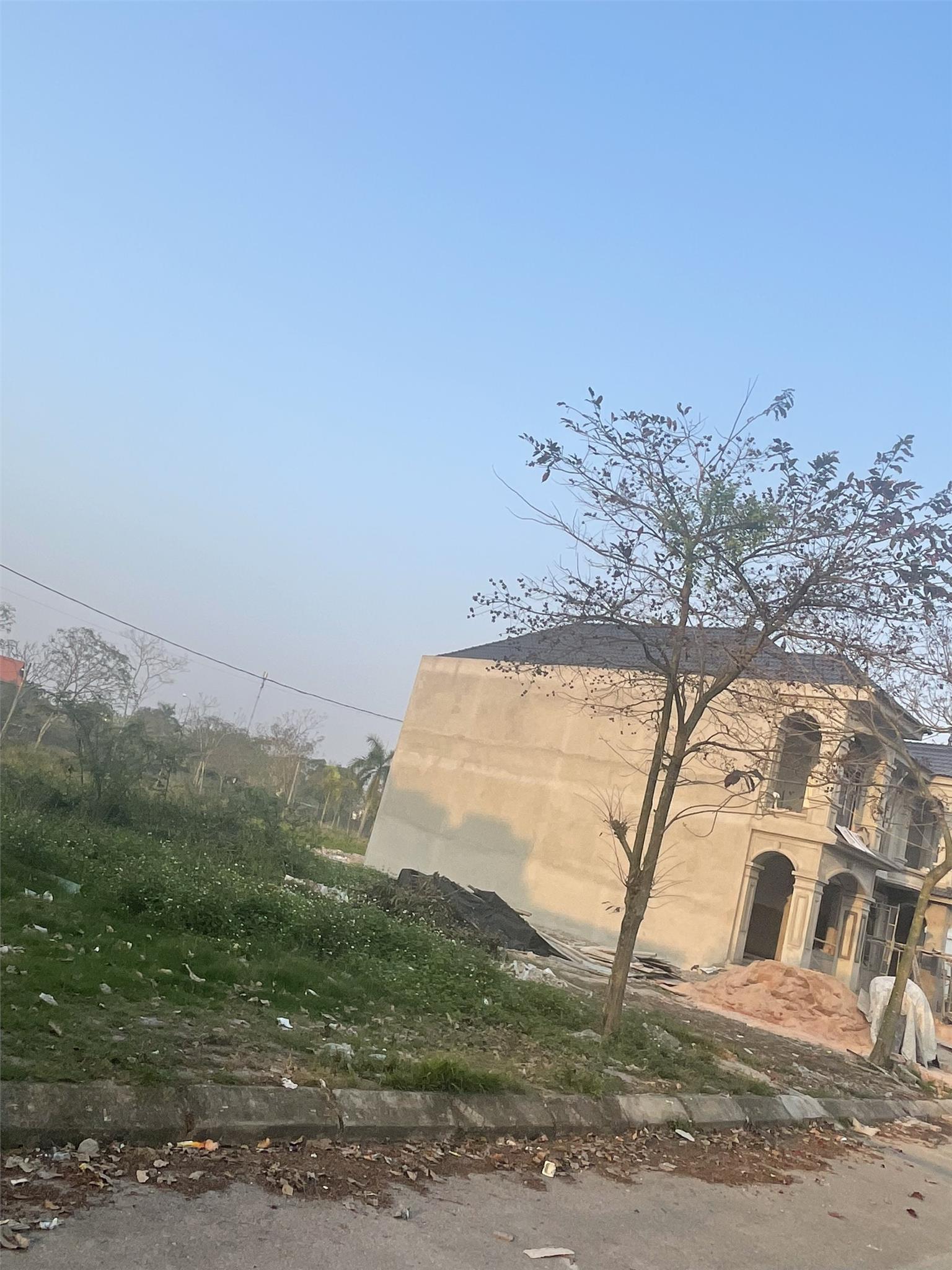 CHÍNH CHỦ CẦN BÁN LÔ BIỆT THỰ liền kề KĐT Trường Linh