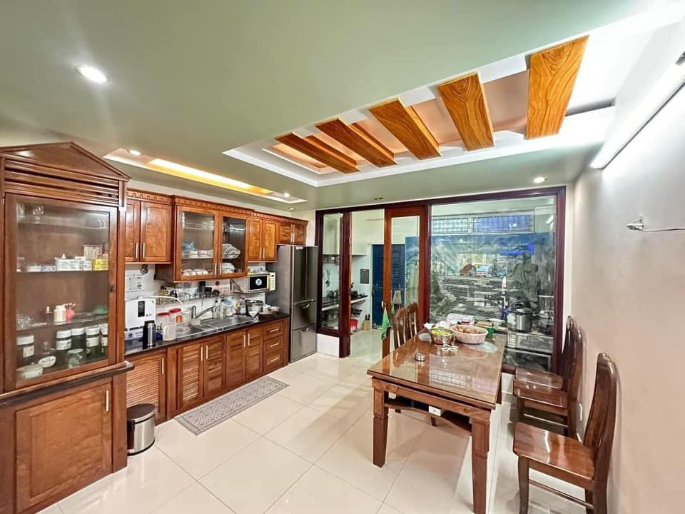 Bán nhà 4 tầng Đào Nhuận, Lê Chân, Hải Phòng 90m2 Giá: 7,85 tỷ.