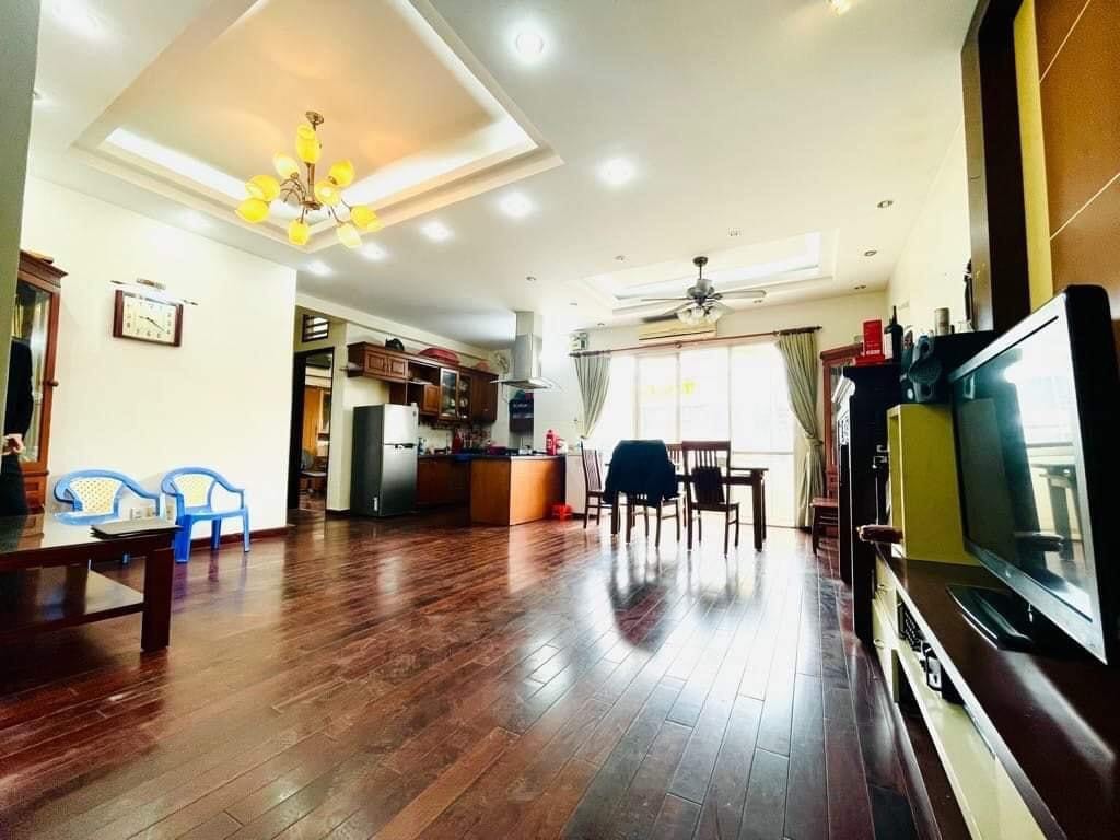 HIẾM CĂN GÓC TÒA CTM SỐ 299 CẦU GIẤY, 96M, TẦNG 6, 2 BAN CÔNG, 2PN(2WC), CHÀO 4,68 TỶ