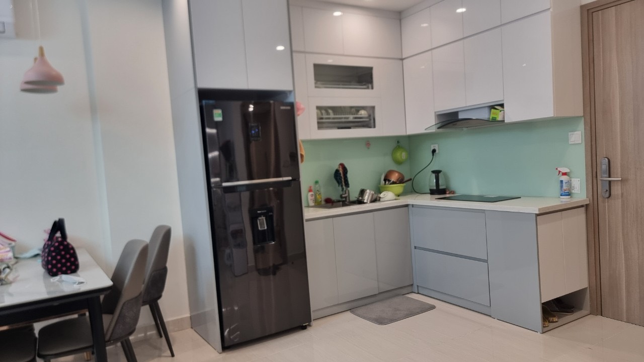 Cần tiền bán gấp căn hộ 1N+1 tại Vinhomes Ocean Park, full đồ, hướng Đông Nam