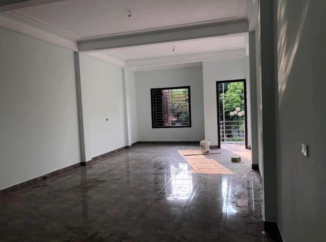 B. Án đất tặng biệt thự diện tích 285 m mặt tiền 16 m cách đường ô tô tránh chỉ 15 m Nhà biệt thự 4 tầng đẹp long