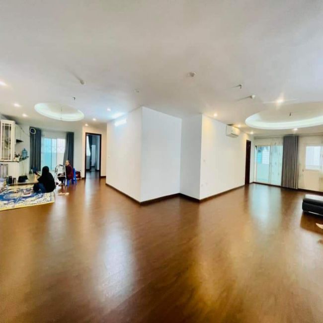 Siêu phẩm CC Bình Vượng Hà Đông, lô góc nhà đẹp full nội thất, giá chỉ 24 tr/m2, có TL