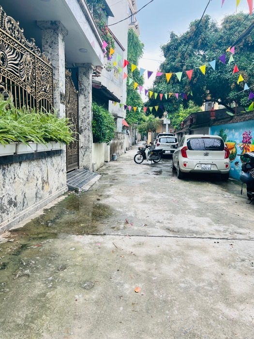 Bán đất Nguyễn Lam 78m2 * mt 5m * 5,95 tỷ. ngõ thông, ô tô vào