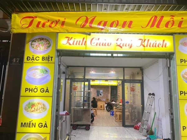 Quận Tân Phú ! Sang nhượng quán Phở kế góc ngã 3, mới mở được 10 ngày, Liên hệ: 0985860619 – Phú