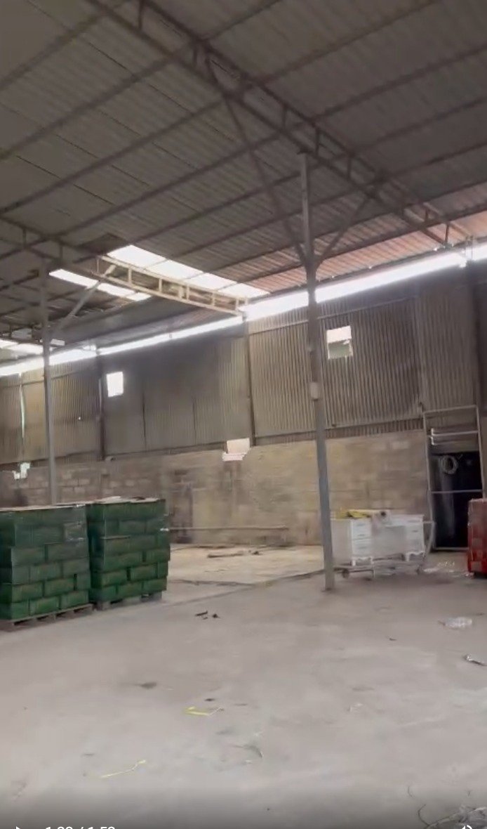 Cho thuê kho xưởng tại Cát Thượng, Bắc Từ Liêm, Hà Nội. Diện tích 850m , xe container đỗ cửa, điện 3fa, bảo vệ đầy đủ