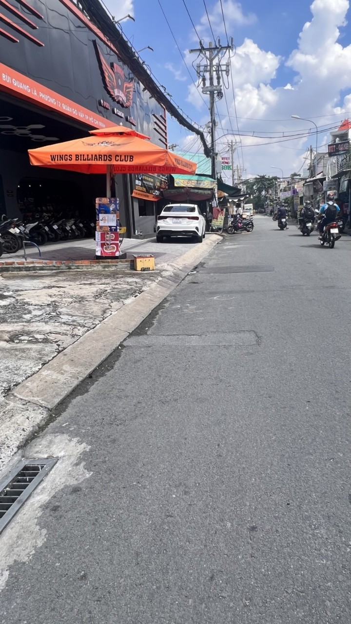Bùi Quang Là Gò Vấp, 5m5 x20m, 4 lầu, hẻm 6m thông. KD tốt.