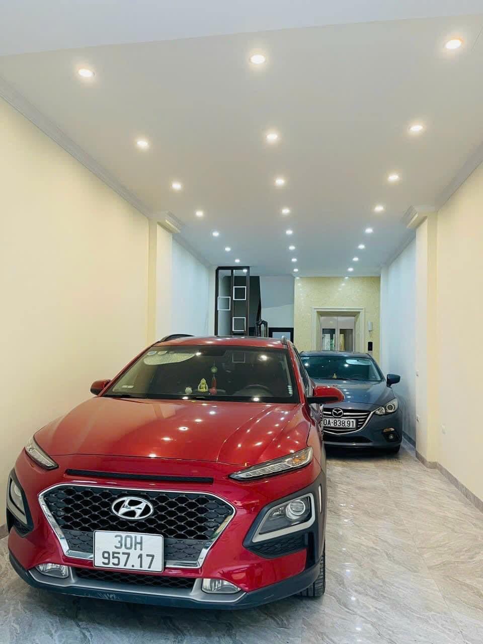 NHÀ 9 TẦNG THANG MÁY HOÀNG QUỐC VIỆT,CG, 52M, MT 4M, PHÂN LÔ, OTO TRÁNH, CHÀO 17,8 TỶ