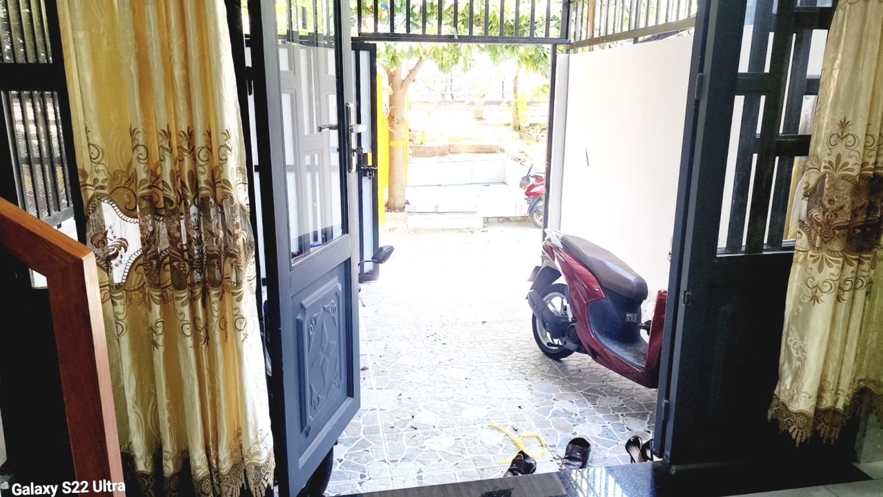 Bán nhà đất Quận Thủ Đức, ở ngay, 38m2 x 2T, 3.5 x11 giá chỉ 1.5 t.