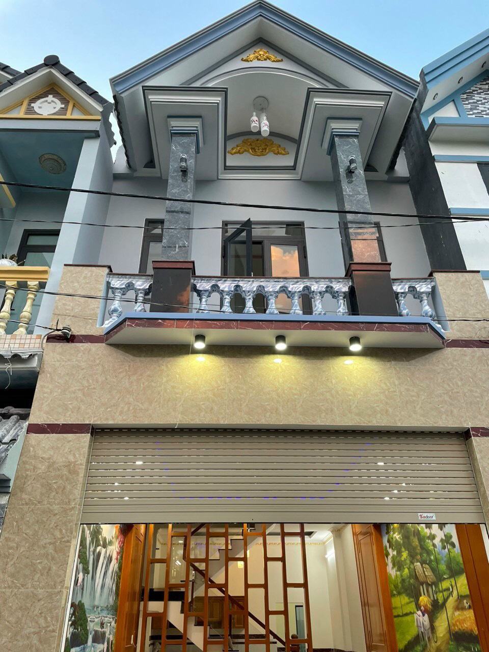 Bán nhà 1 Trệt 1 lầu 60m2 SHR thổ cư đường ô tô (P. Hoá An)