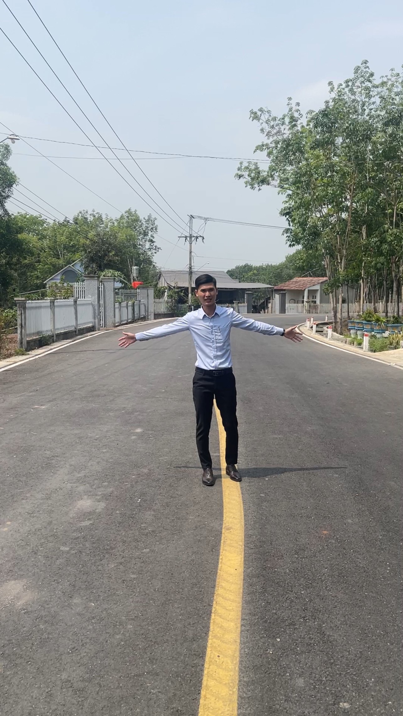 chỉ từ 300tr sở hữu lô đất đường nhựa 14m có thổ cư Chơn Thành Bình Phước 0985451850