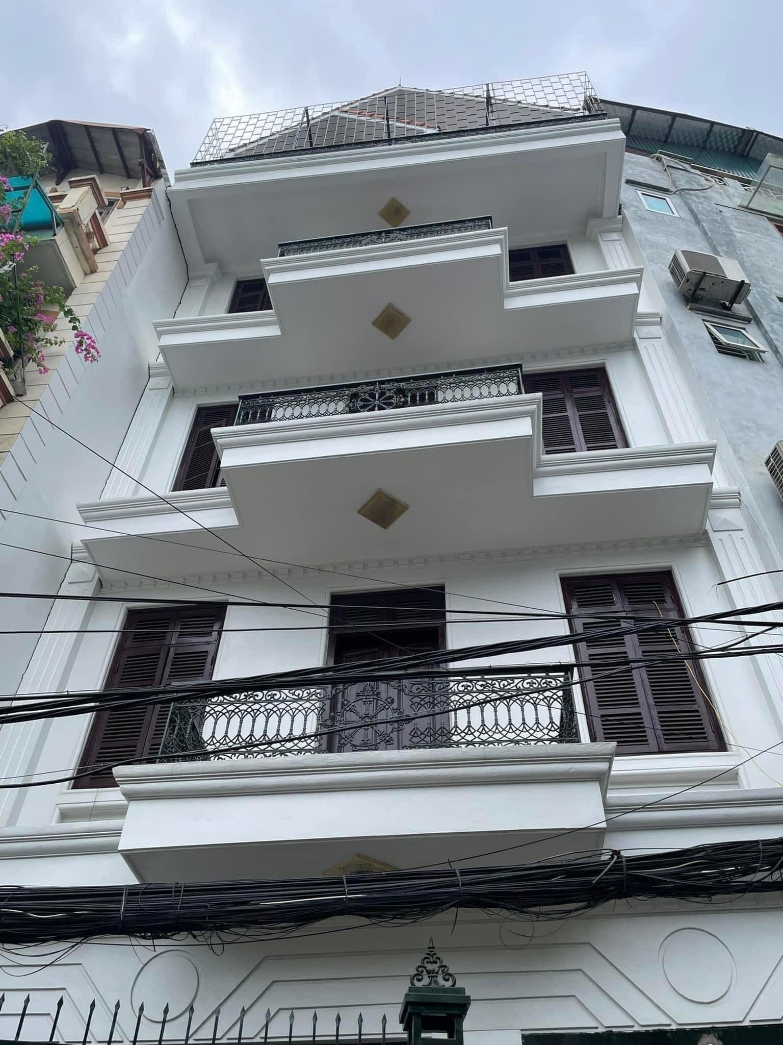 GẤP 6T MẶT NGÕ HOÀNG HOA THÁM,BĐ, 65M, MT 6,7M OTO TRÁNH, Ô CHỜ THANG MÁY, GIÁ 9,7 TỶ